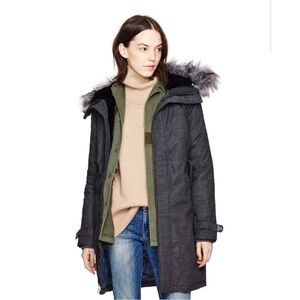 Aritzia TNA grey aspen parka with faux fur hood and inner lining- size medium